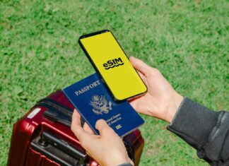 Internet w Japonii: eSIM, karta SIM czy pocket WiFi na 7, 14 i 21 dni Internet w Japonii: eSIM, karta SIM czy pocket WiFi na 7, 14 i 21 dni